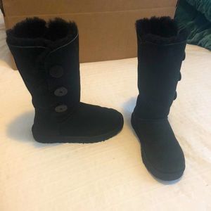 Tall Bailey Button Ugg’s
